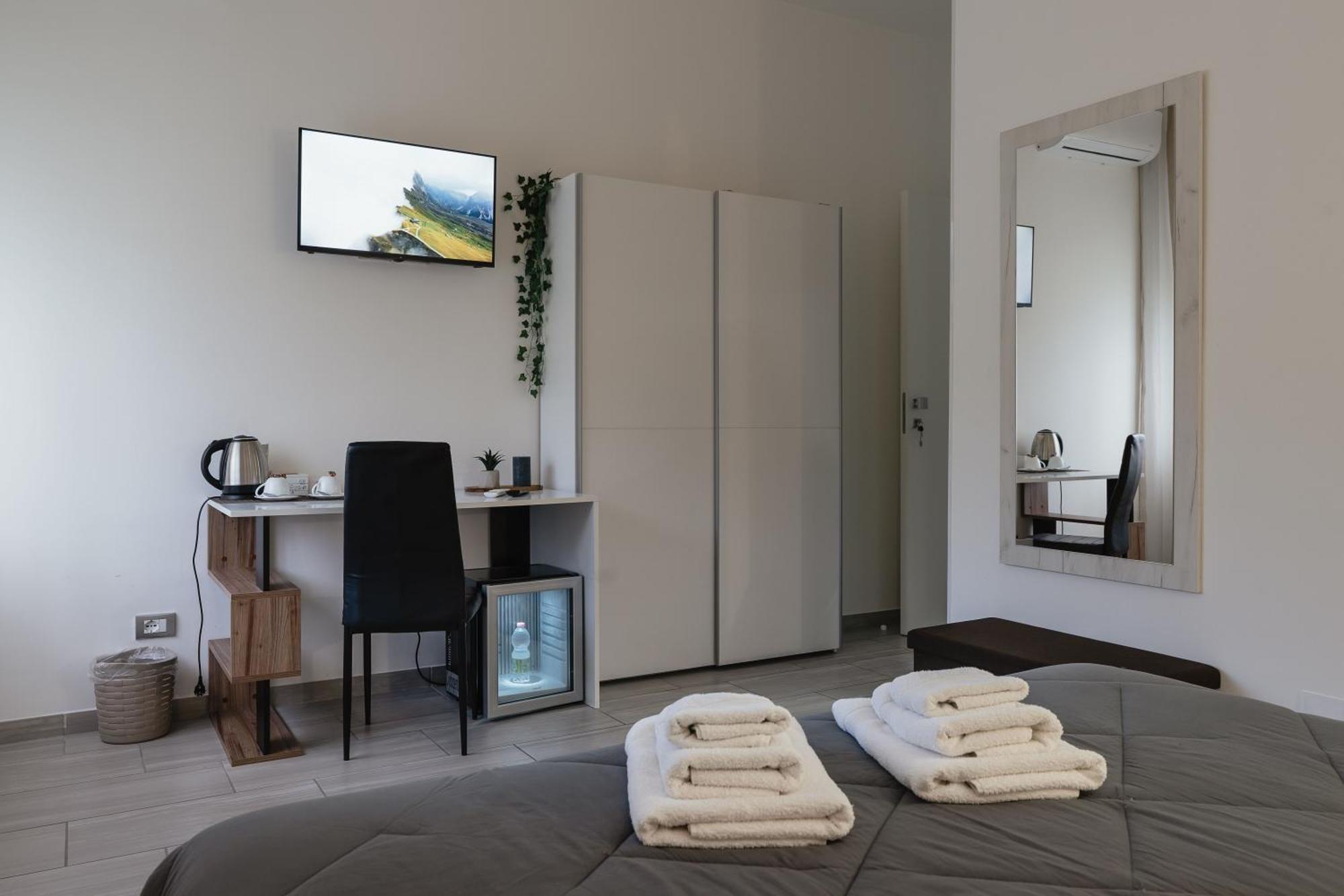 Zaro Suites B&B 卡坦扎罗 外观 照片